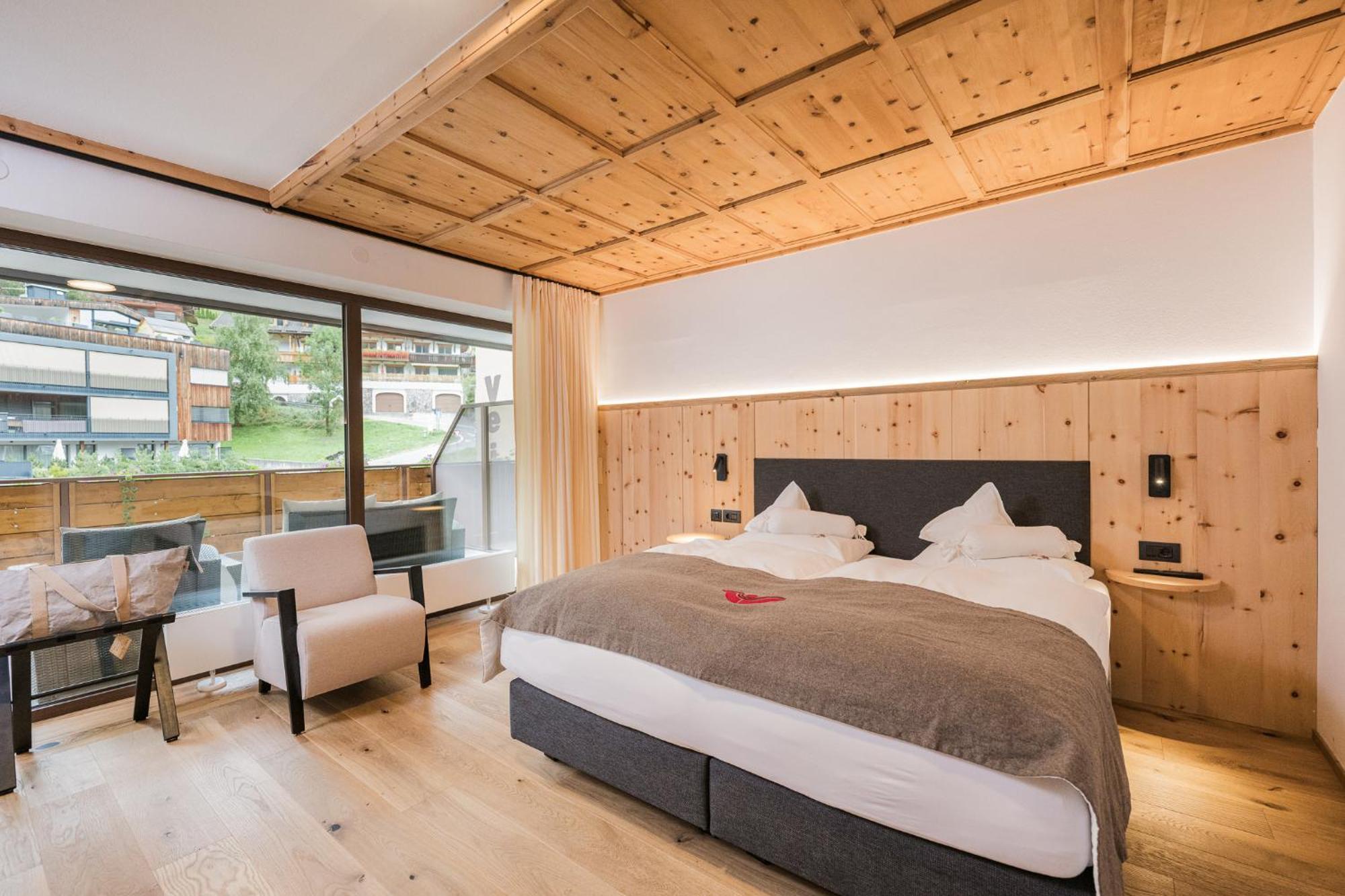 Alpenwellnesshotel St. Veit Sexten Екстериор снимка