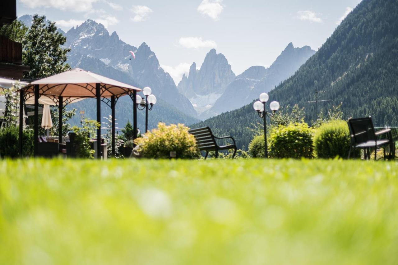 Alpenwellnesshotel St. Veit Sexten Екстериор снимка