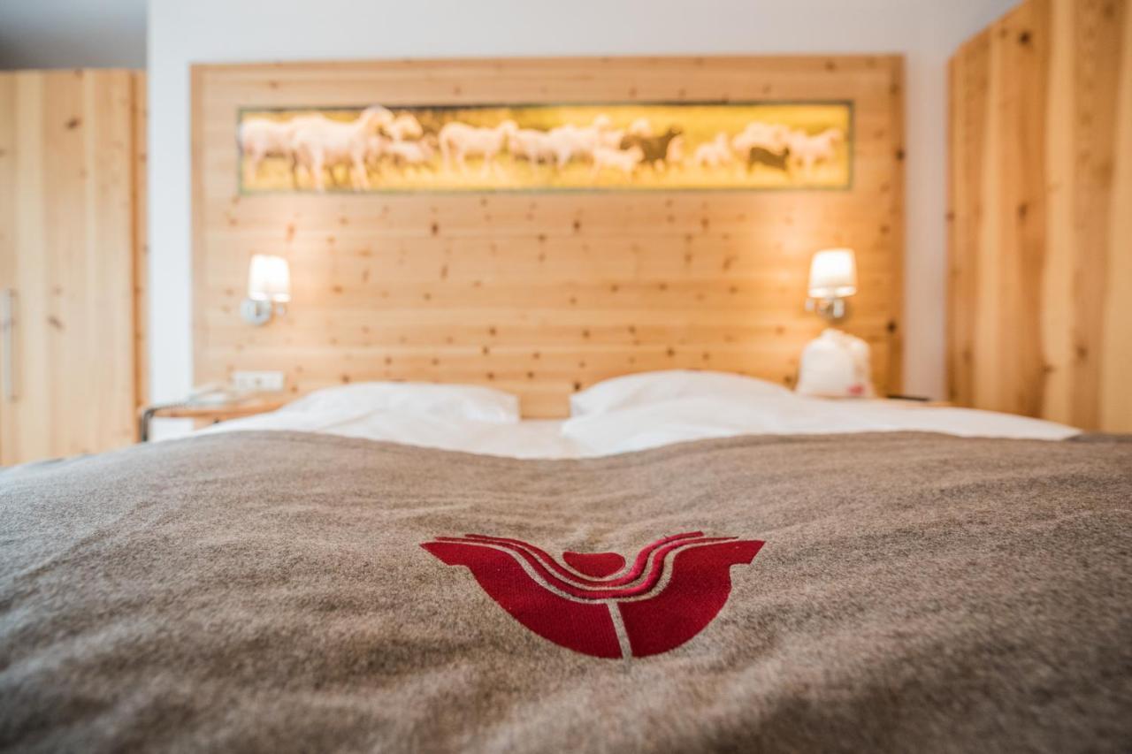 Alpenwellnesshotel St. Veit Sexten Екстериор снимка