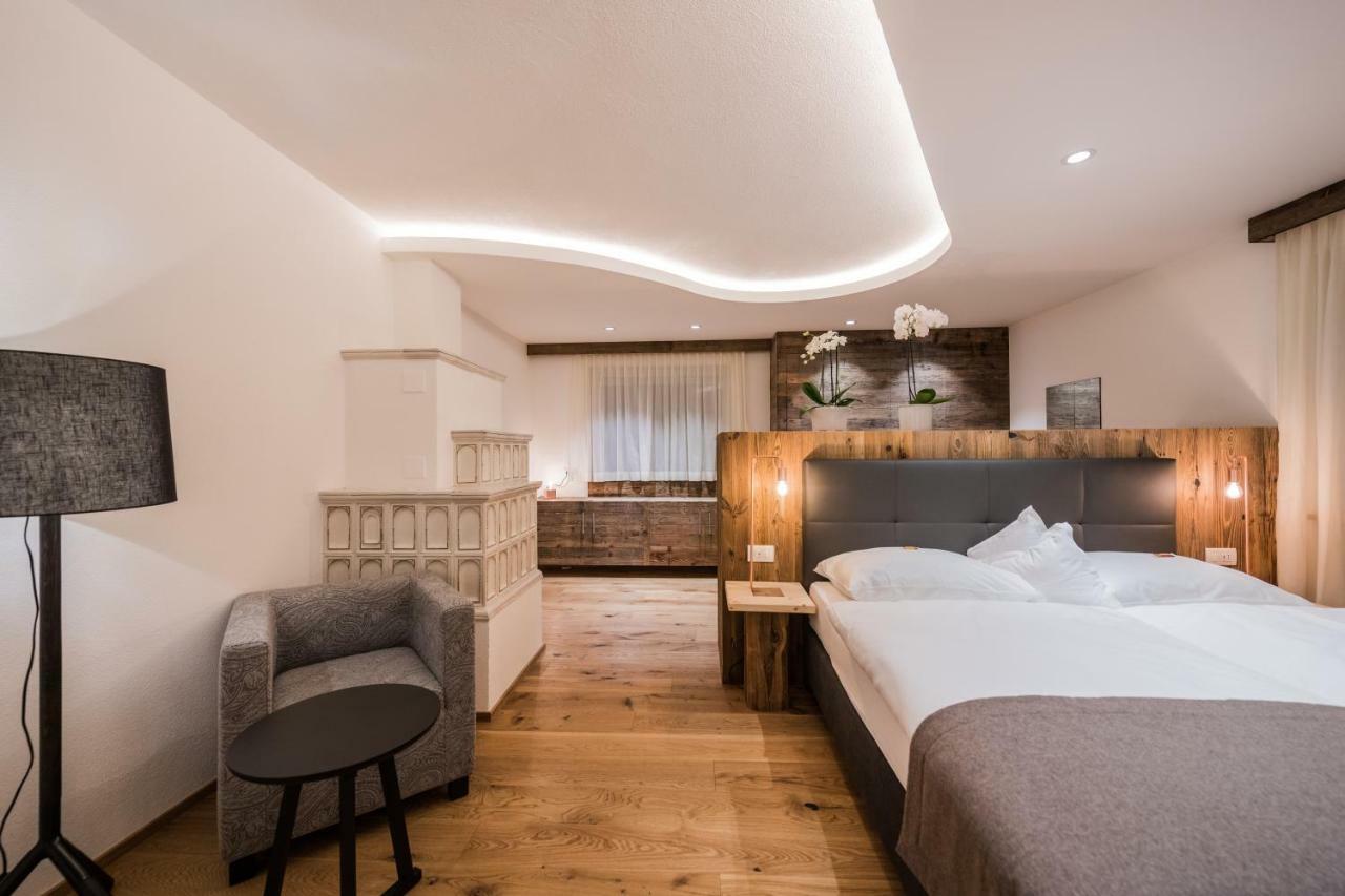 Alpenwellnesshotel St. Veit Sexten Екстериор снимка