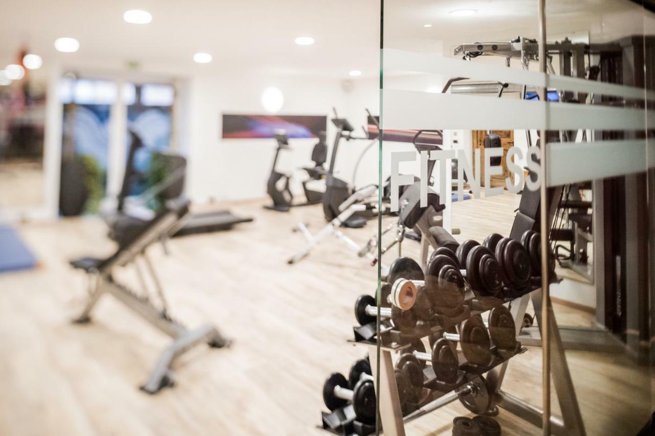 Alpenwellnesshotel St. Veit Sexten Екстериор снимка