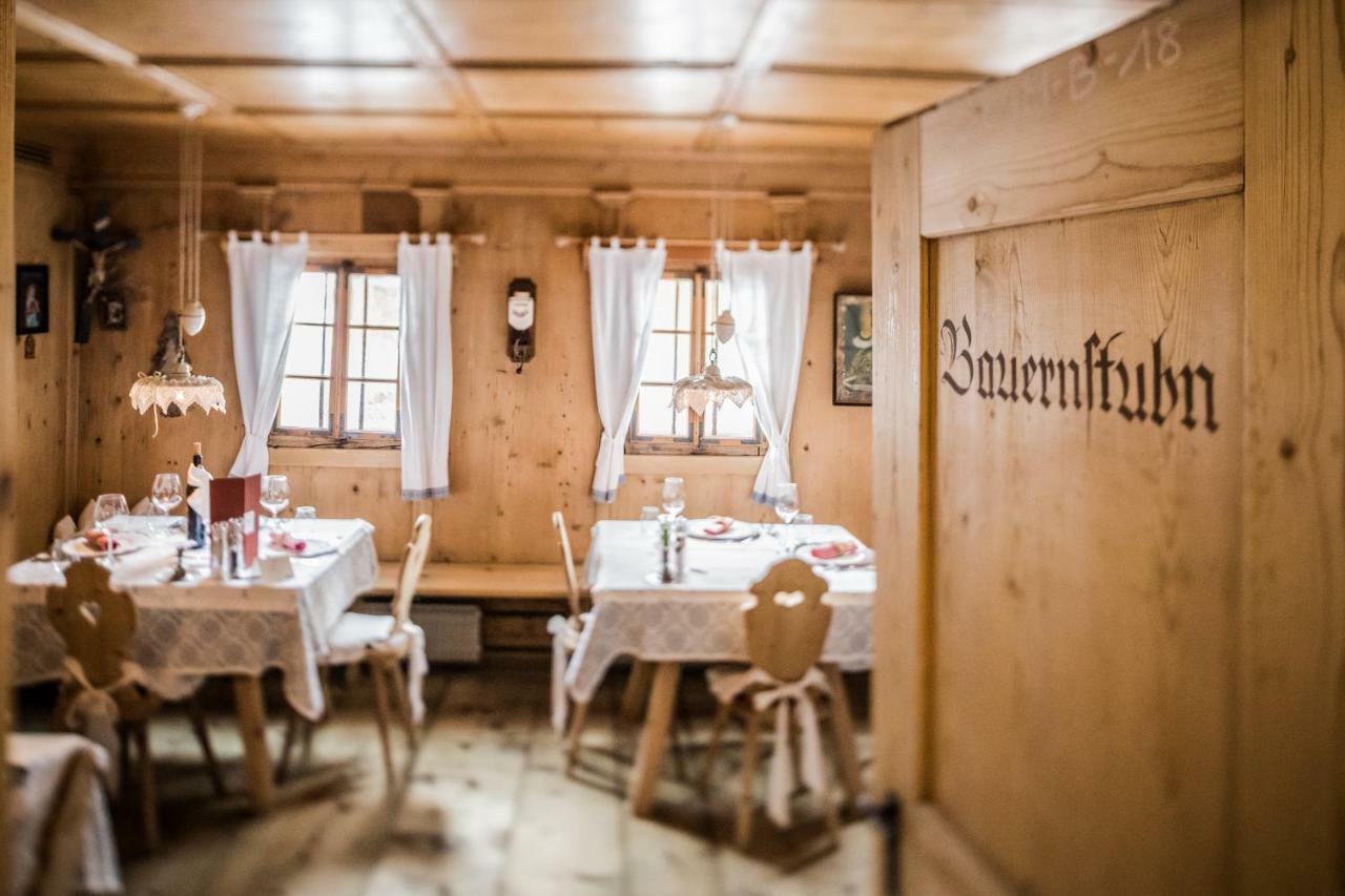 Alpenwellnesshotel St. Veit Sexten Екстериор снимка